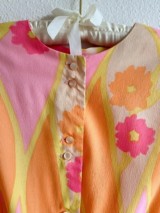Vintage 1950s Orange and Pink Sorbet Print Dress (M) - Picture 9 of 13